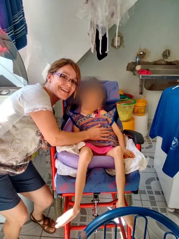Atendimento domiciliar e cuidado individualizado.